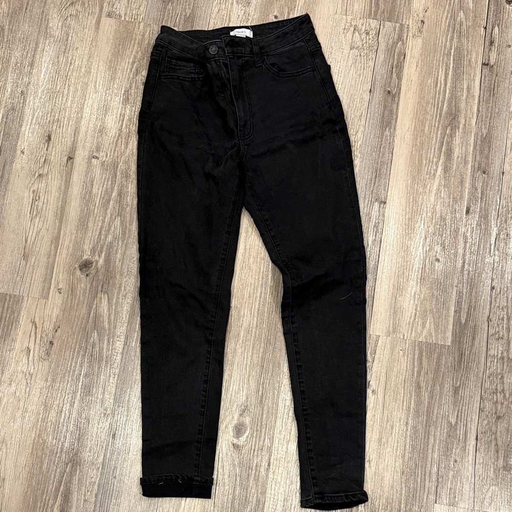 Forever 21 Black Skinny Jeans